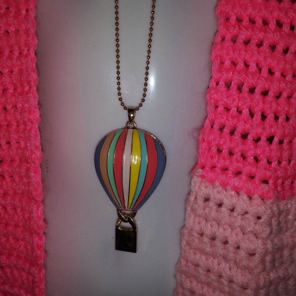 Hot air balloon Charmed necklace